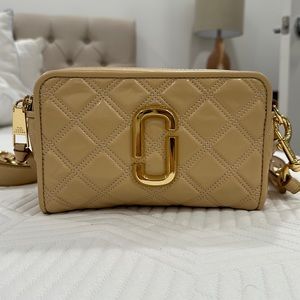 THE MARC JACOBS SOFTSHOT LEATHER BAG AUTHENIC WITH TAGS